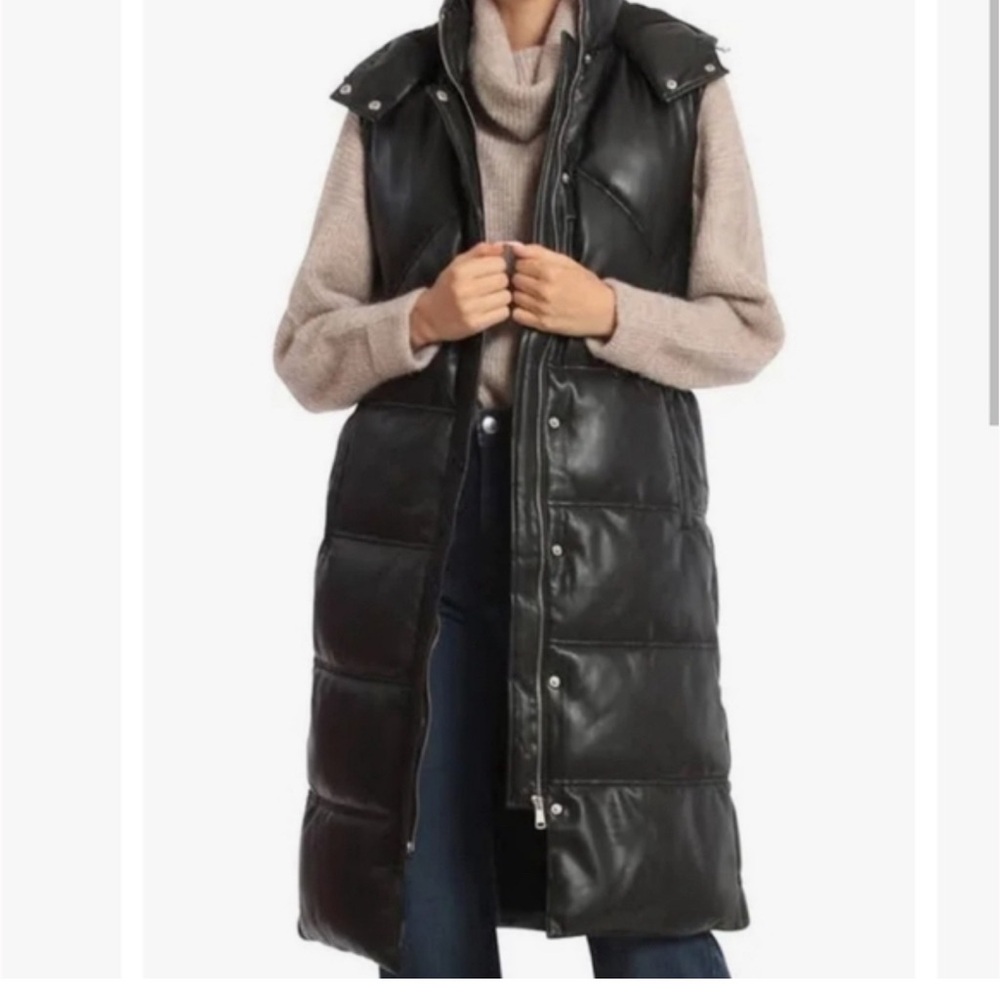 Zara Black Puffer Vest Coat